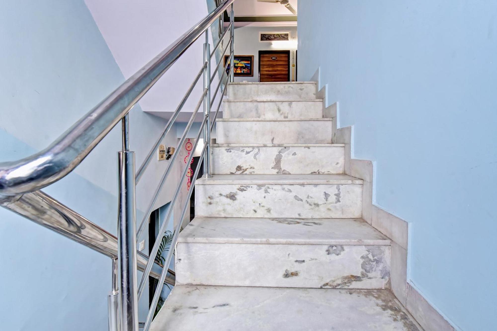 Hotel O Shiv Kalpana Τζαϊπούρ Εξωτερικό φωτογραφία